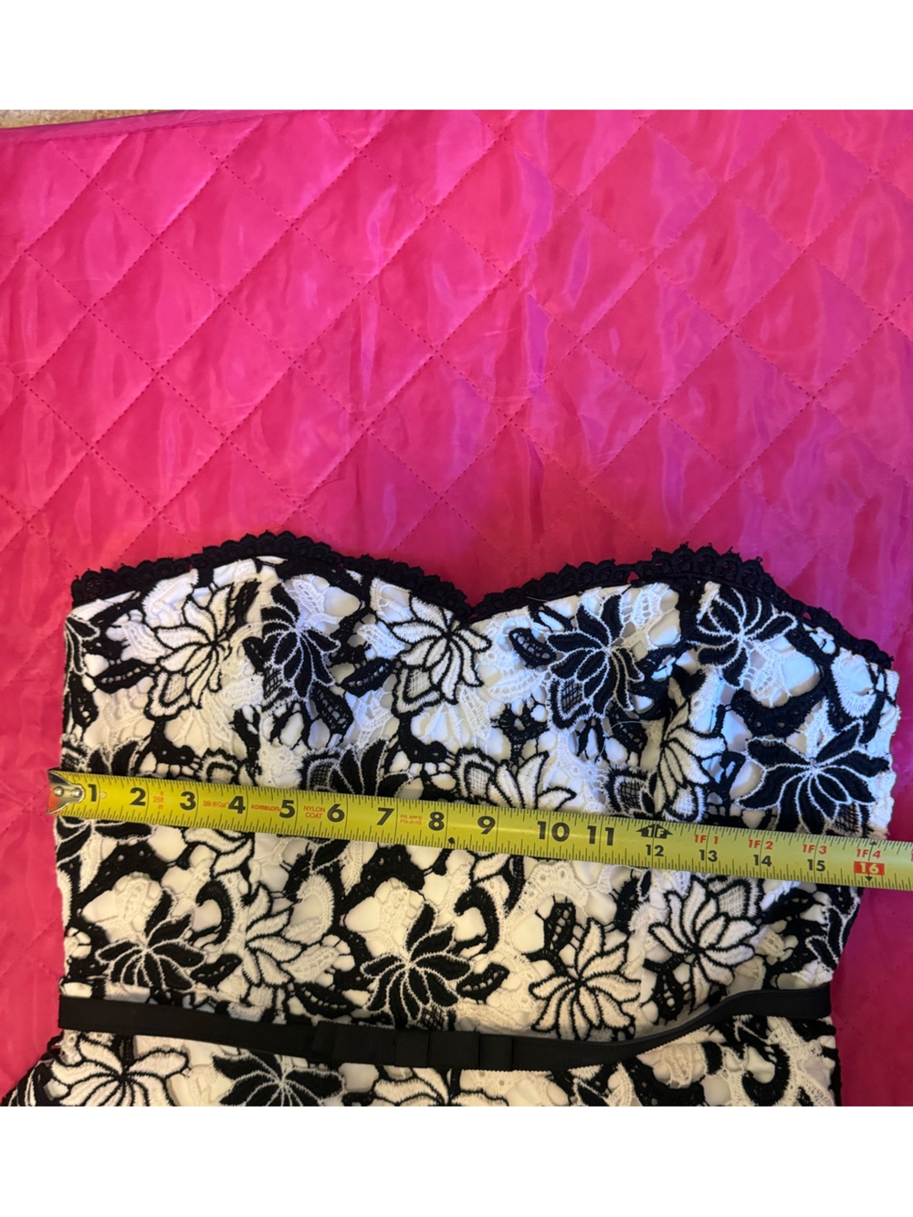 White House Black Market Black Lace Strapless Top with Ivory Lining - Picture 6 of 8
